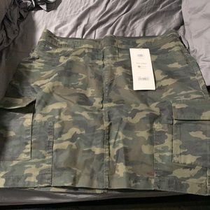 Camp skirt
